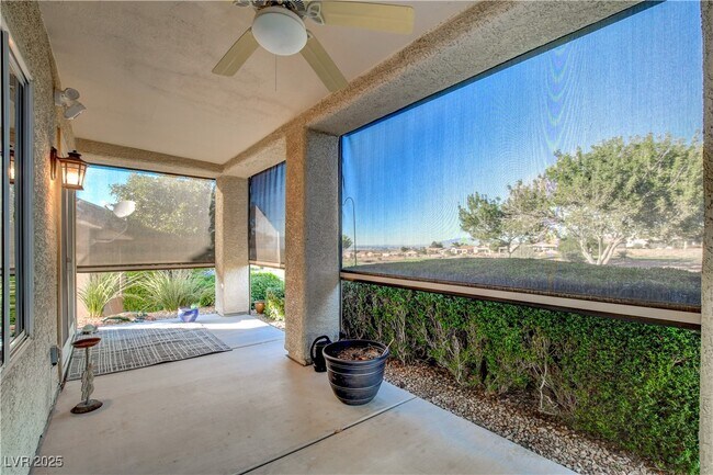 Building Photo - 2682 Grand Forks Rd