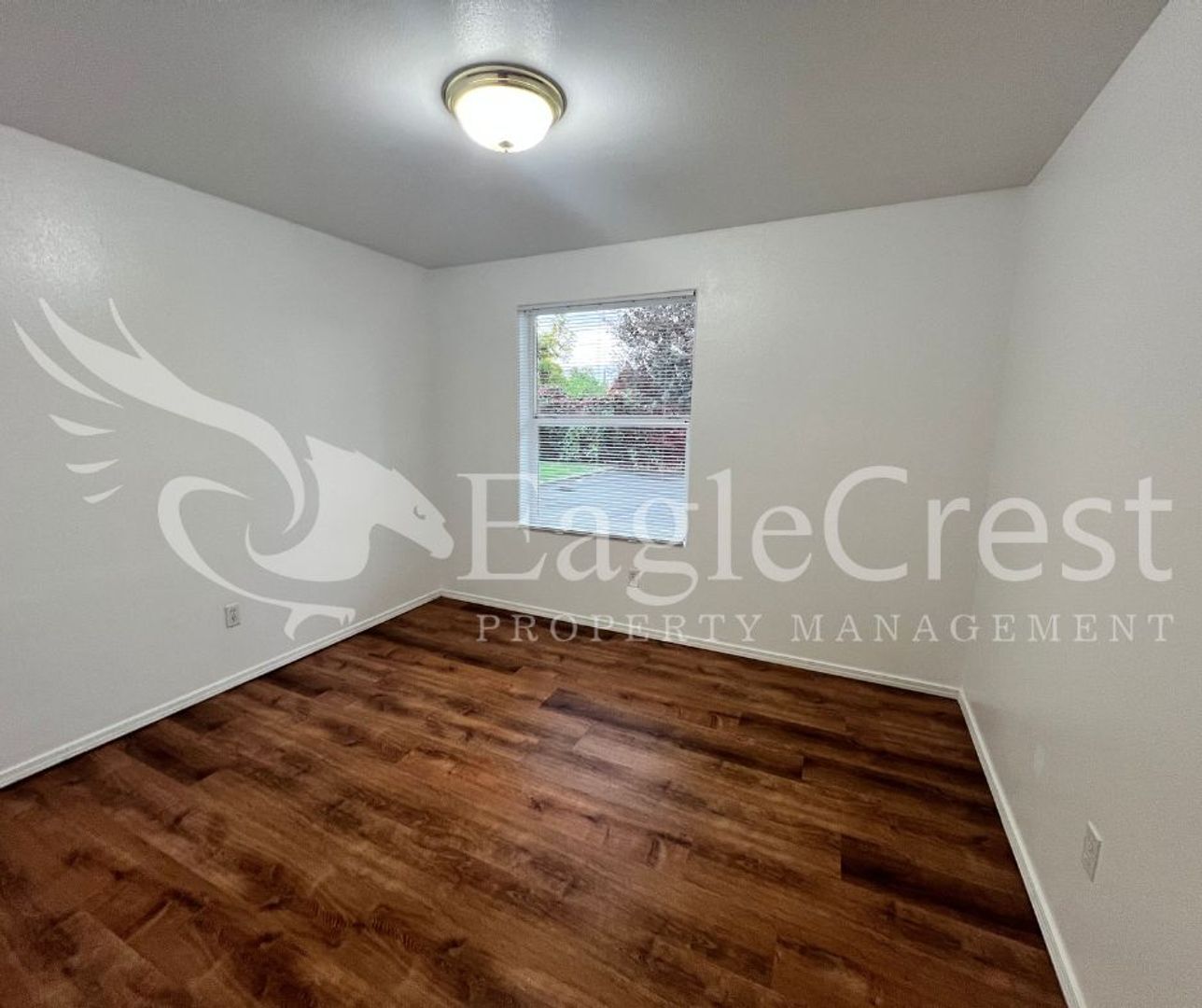 Building Photo - 706/708SCollege