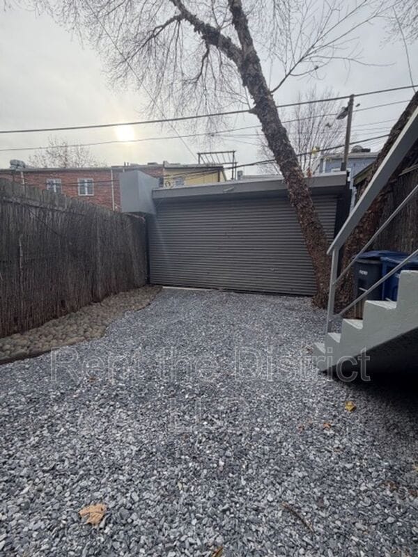 Building Photo - 1716 V St NW