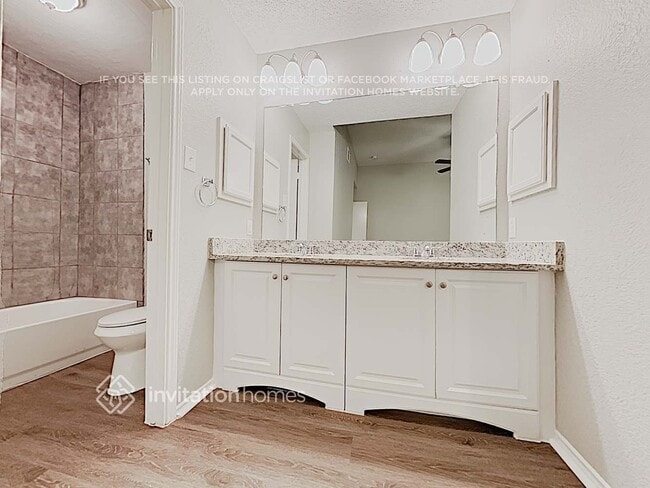 Building Photo - 1213 Colony St