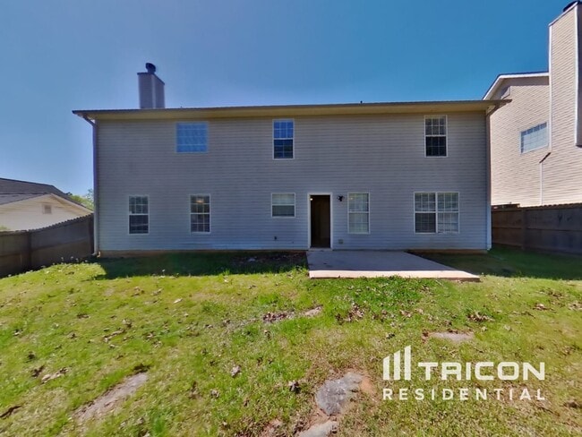 Building Photo - 2556 Tolliver Dr