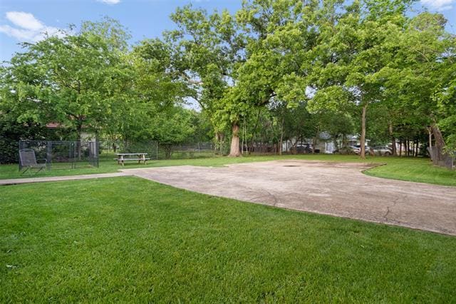 Building Photo - 920 N Virginia St