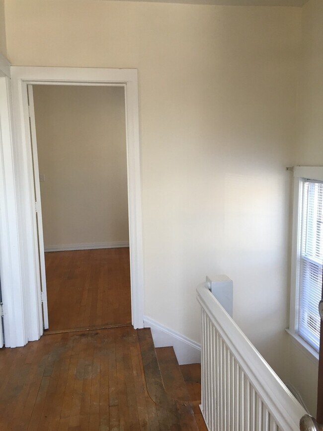 Building Photo - 109-111 Duplex