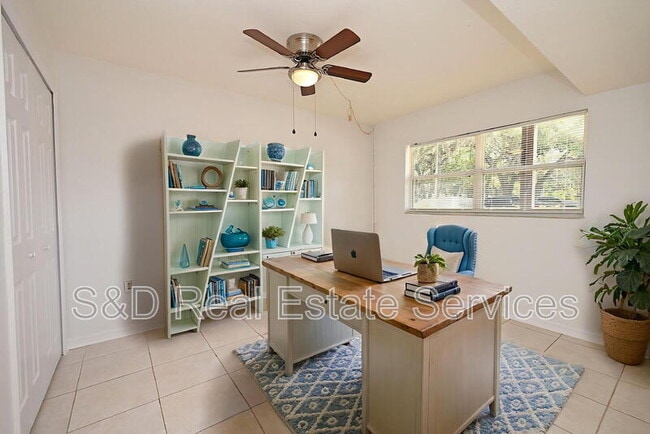 Building Photo - 141 Fernery Rd
