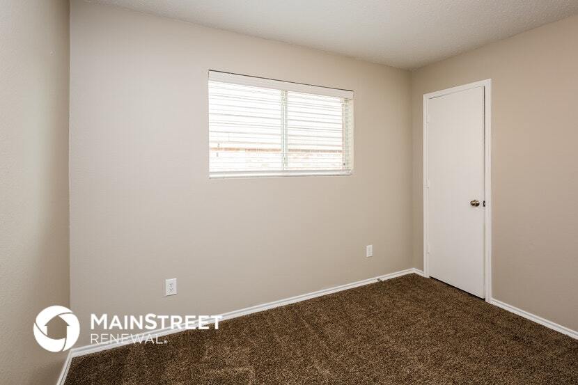 Building Photo - 4820 Trail Hollow Dr