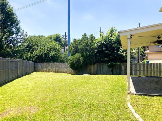 Building Photo - 2078 Belvedere Dr