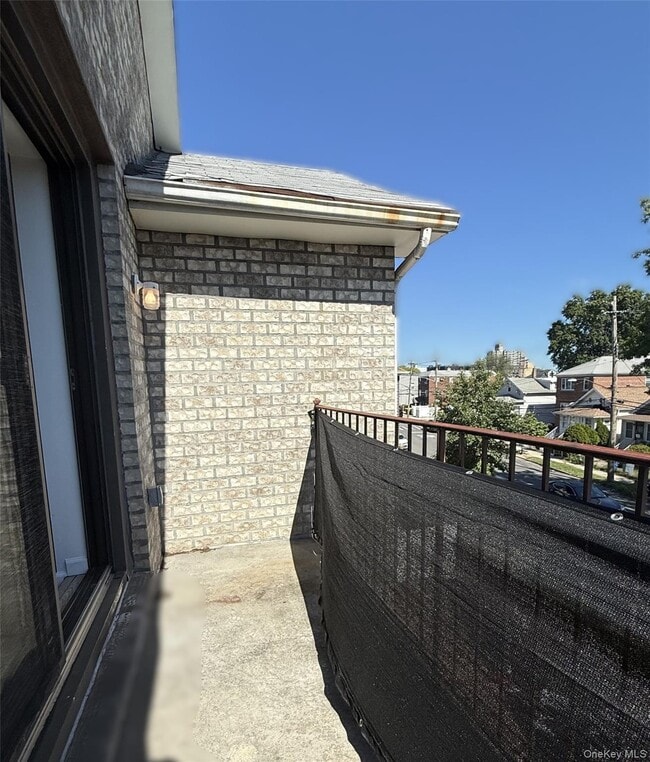 Building Photo - 1363 Gillespie Ave