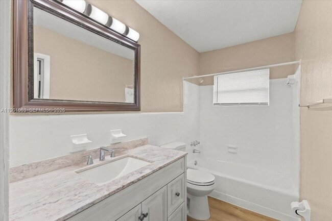 Building Photo - 1340 NW 8th Ave