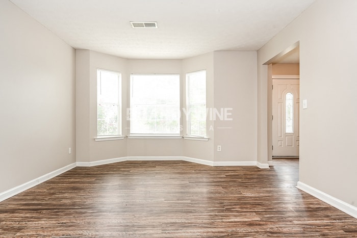 Building Photo - 1511 Mine Run