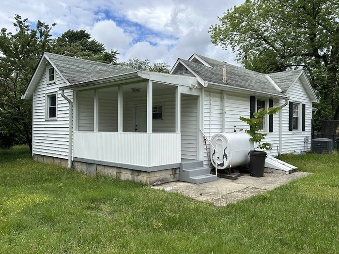 Building Photo - 4861 Eastern Ln