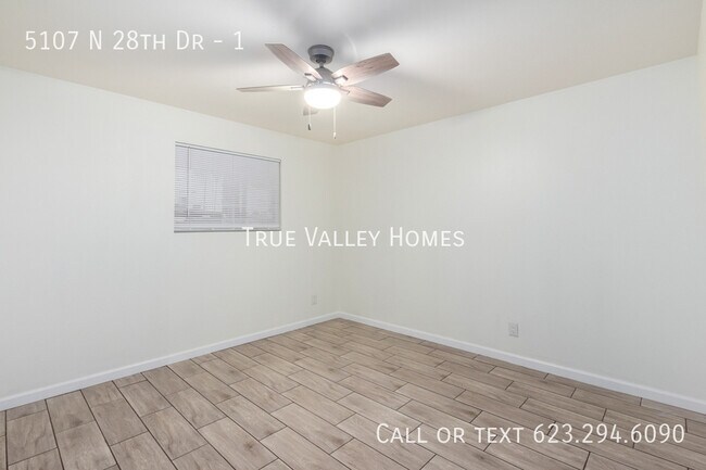 Building Photo - 5107 N 28th Dr