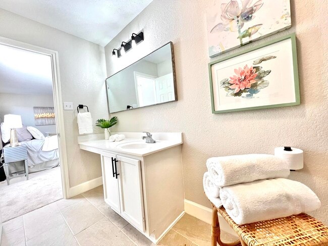 Building Photo - 7834 Caballo Canyon