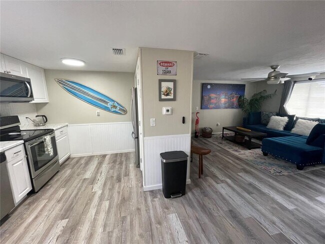 Building Photo - 50 Euclid Ave