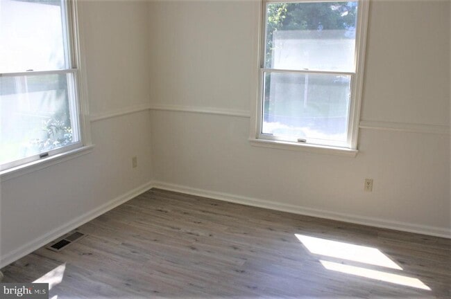 Building Photo - 516 Colgate Ct