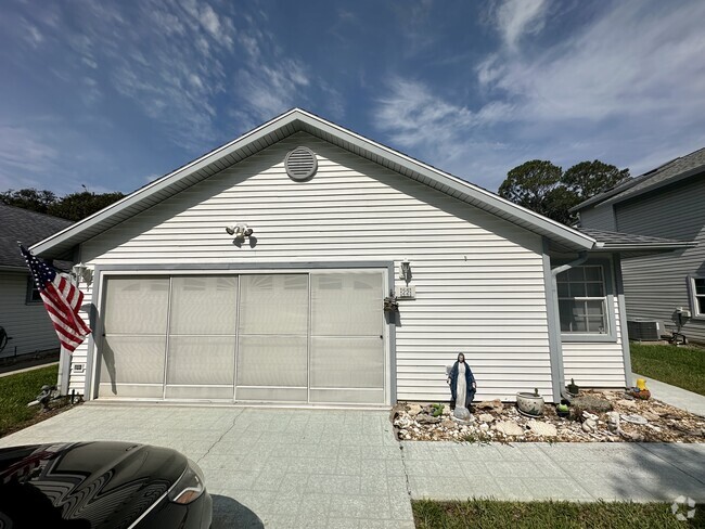 Building Photo - 22 Bristol Dr