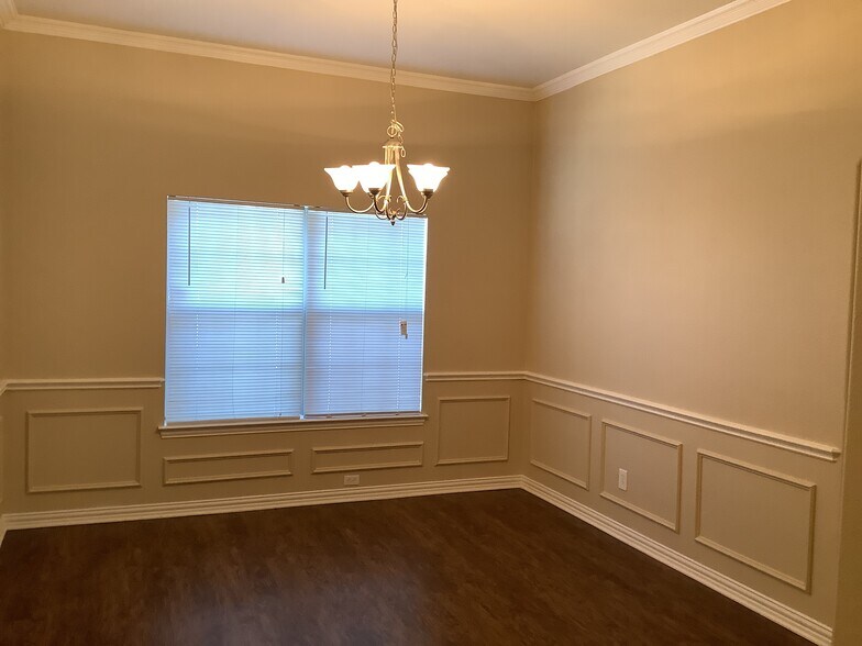 Building Photo - 515 Cool Meadow Ct