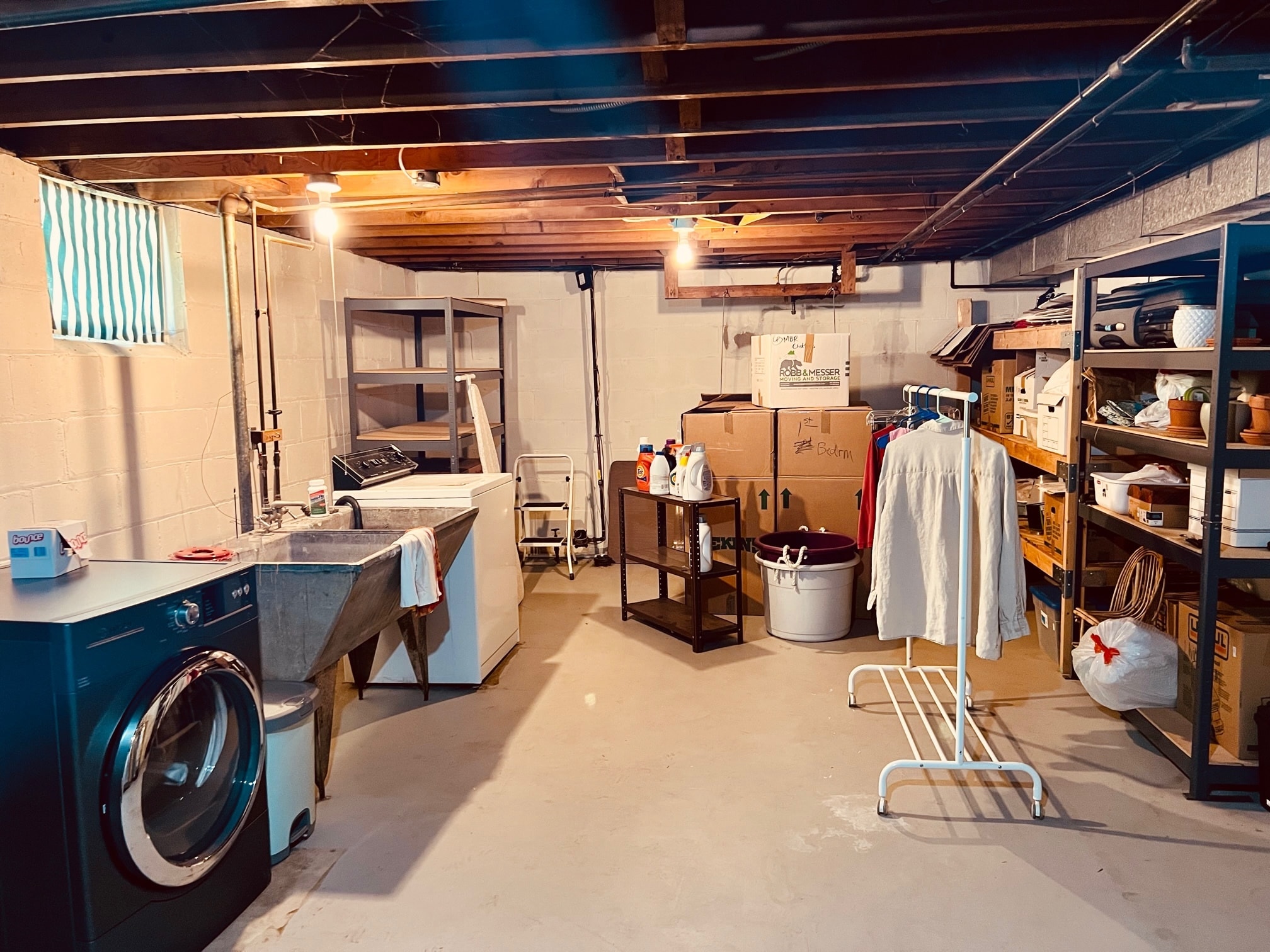 Building Photo - 4328 York Ave S