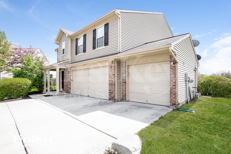 Building Photo - 6802 N Denton Ct