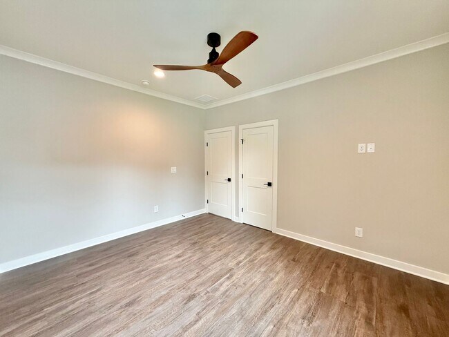 Building Photo - Brand New Luxury 3BD, 2.5BA Downtown Ralei...