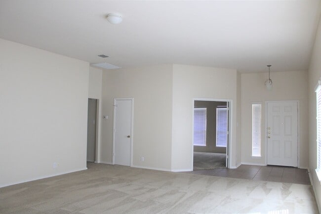 Building Photo - TERRACES AT BENTWOOD RANCH