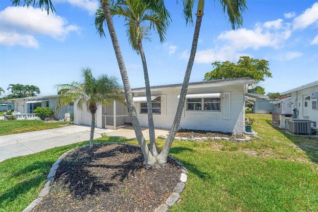 Building Photo - 7255 NW 8th Ct