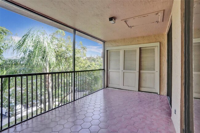 Building Photo - 10690 NW 14th St