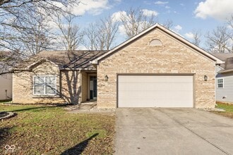 Building Photo - Beautiful Ranch Home in Avon!