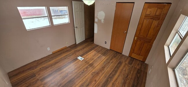 Building Photo - 8364 Cedar St