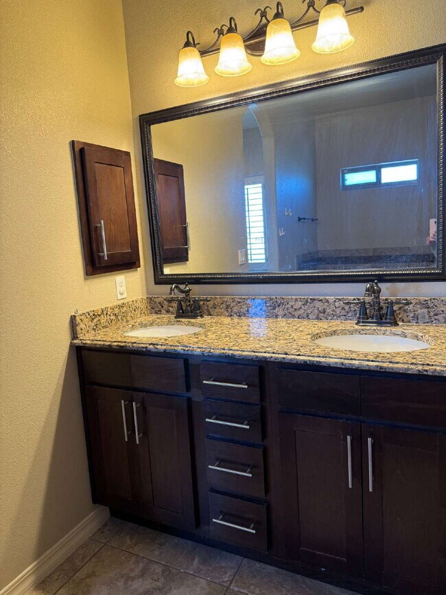 Building Photo - 3045 Woodhead