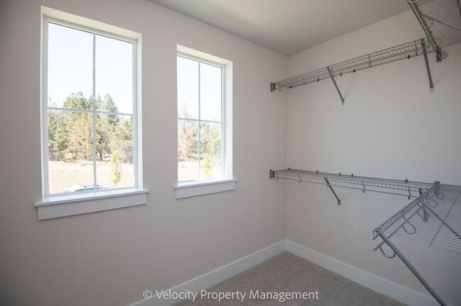 Building Photo - 3032 NE Terreo Pl