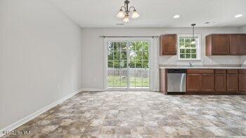 Building Photo - 105 Hawsboro Ct