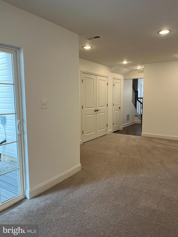 Building Photo - 1225 Fenwick Rd