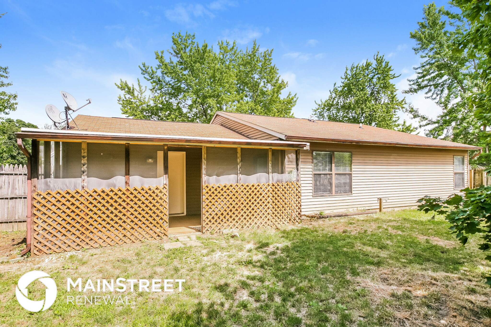 Building Photo - 5846 Democracy Dr