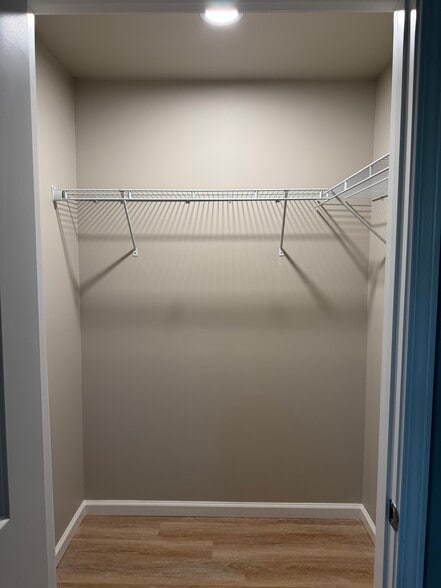 Building Photo - 2447 McAlpin Ter