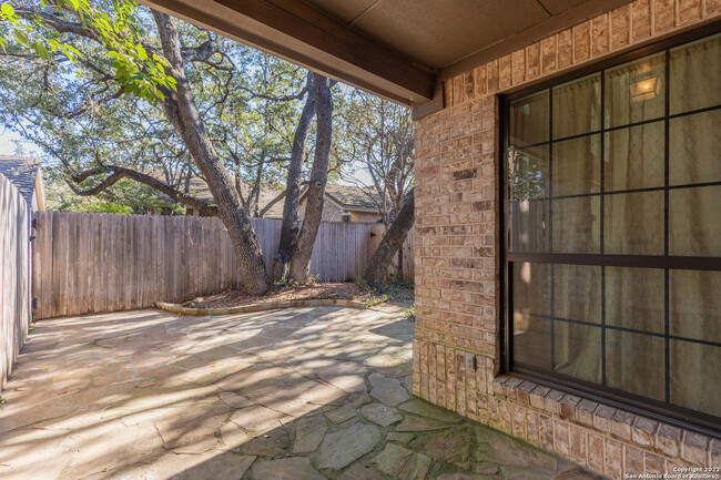 Building Photo - 14110 Vistawood-