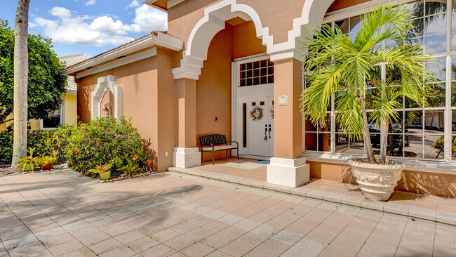 Building Photo - 71 Cayman Pl