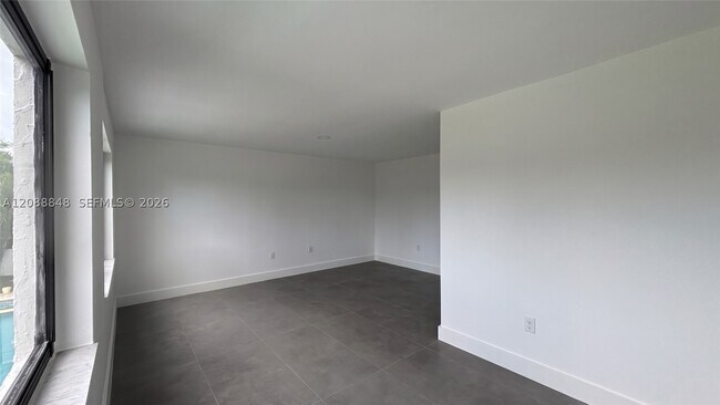 Building Photo - 11822 SW 108th Terrace