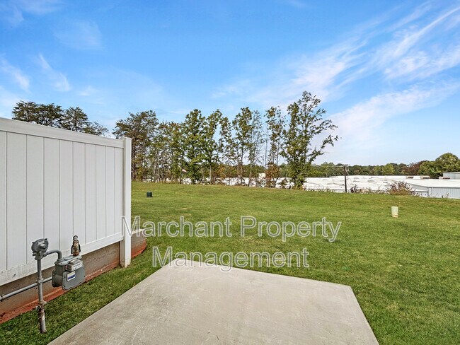 Building Photo - 37 Gaskins Trl