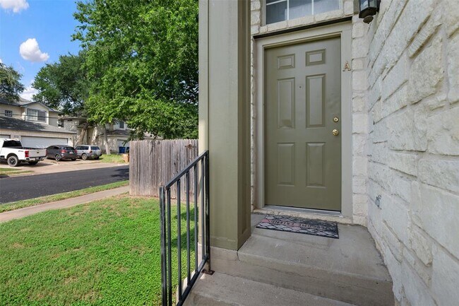 Building Photo - 1720 Constantino Cir