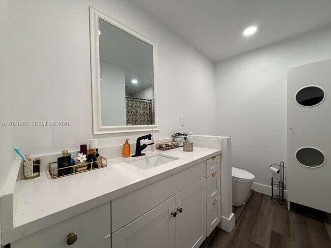 Building Photo - 2631 NW 94th Ave