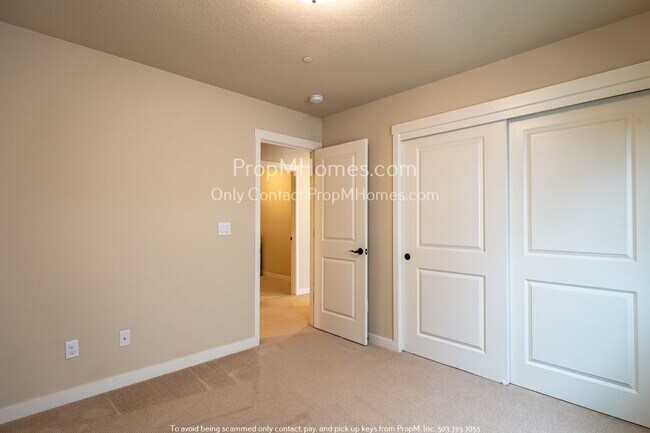 Building Photo - Four Bedrooms of Pure Bliss: Welcome to Yo...
