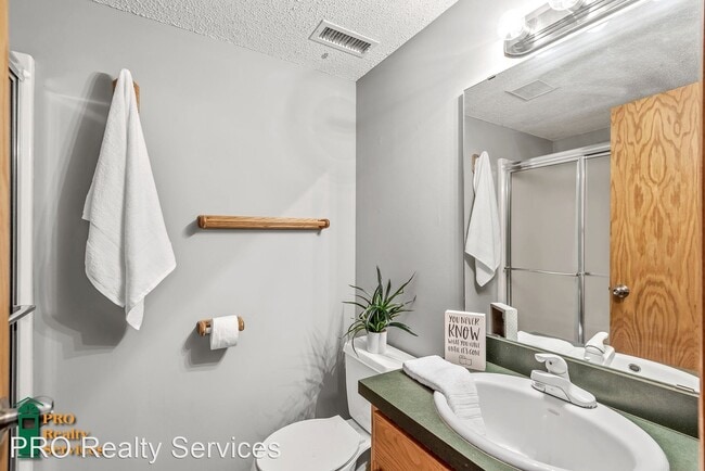 Building Photo - 3 br, 2 bath House - 7710 Greenwood Dr