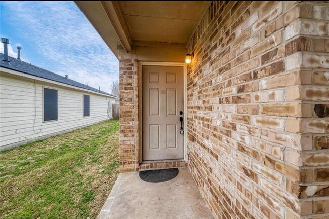 Building Photo - 1123 Desert Palms Ln