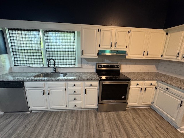 Building Photo - Clover Drive