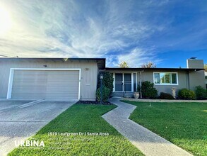Building Photo - Move-In Ready 3-Bedroom Gem in Santa Rosa with Gorgeous Outdoor Space!