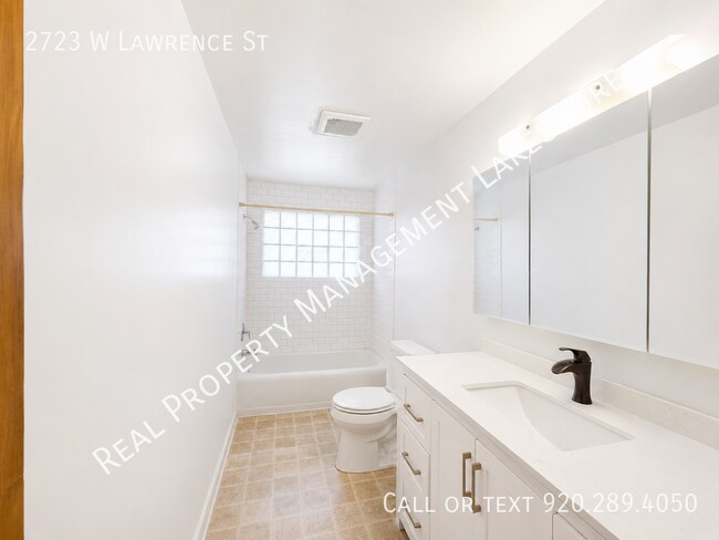 Building Photo - 2723 W Lawrence St