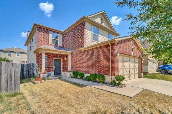 Building Photo - 900 Sawbuck Dr