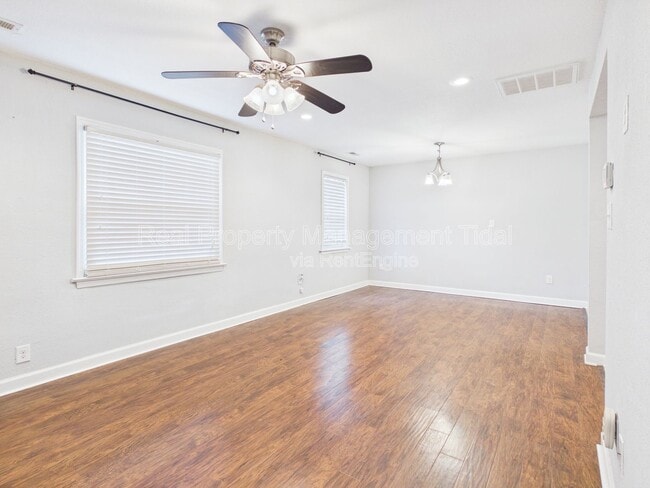 Building Photo - 7803 Nesbitt Dr