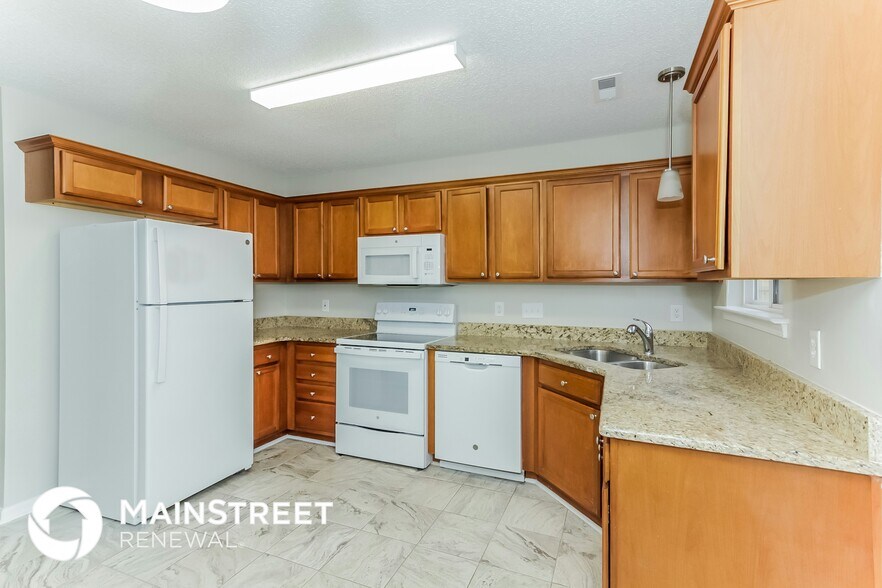 Building Photo - 9810 Sweet Plum Dr