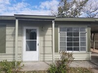Building Photo - 1618 Adkins Dr